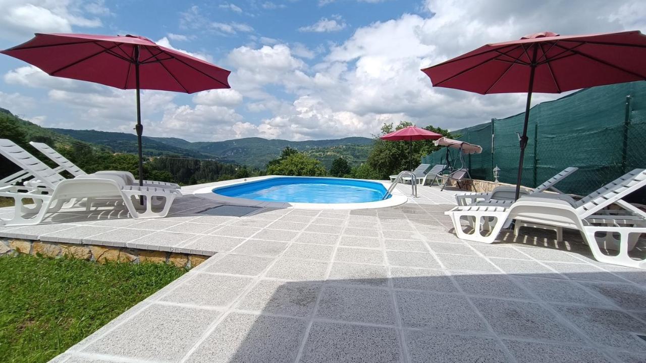 Villa Green Oasis Apartments Σαράγεβο Εξωτερικό φωτογραφία